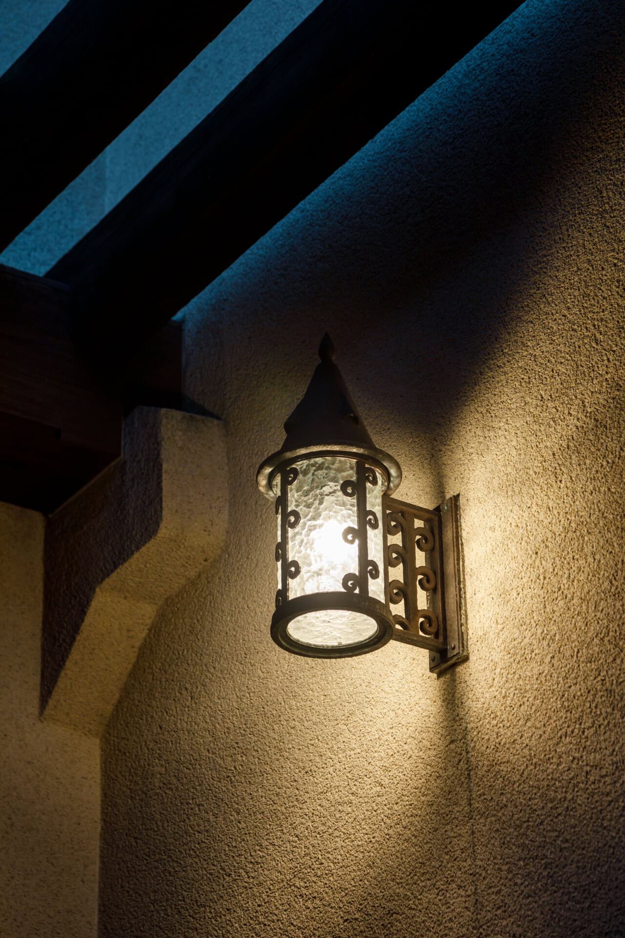 Light in terrace in front of Private Dining Room 