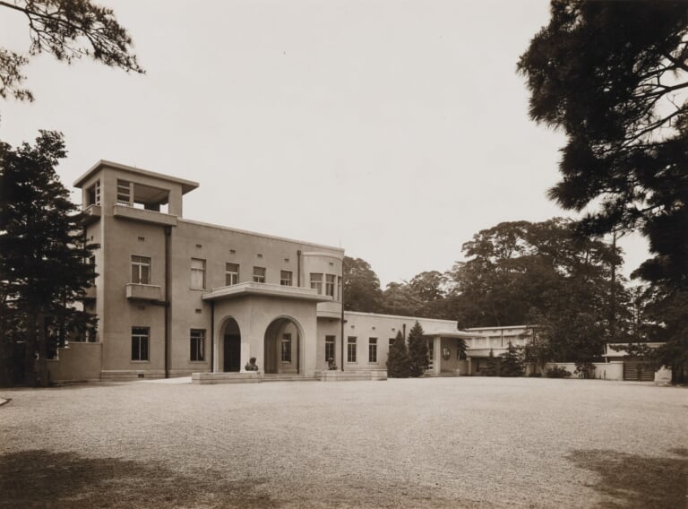 松井写真館　《朝香宮邸正面外観》　1933年頃