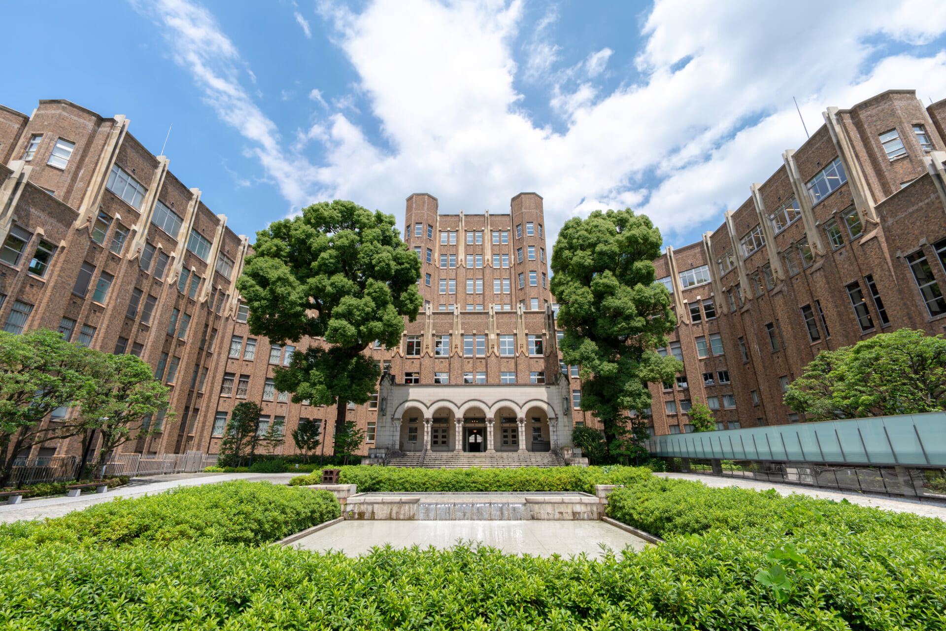 港区立郷土歴史館（旧公衆衛生院）の外観