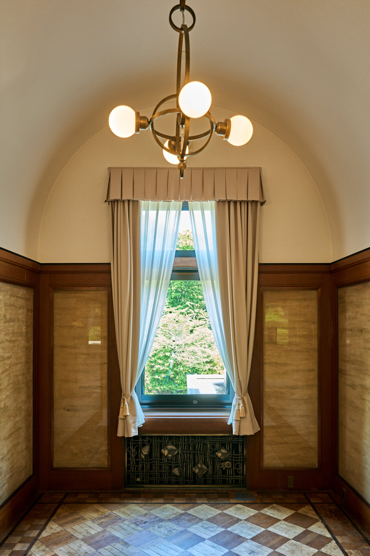 東京都庭園美術館本館　合の間