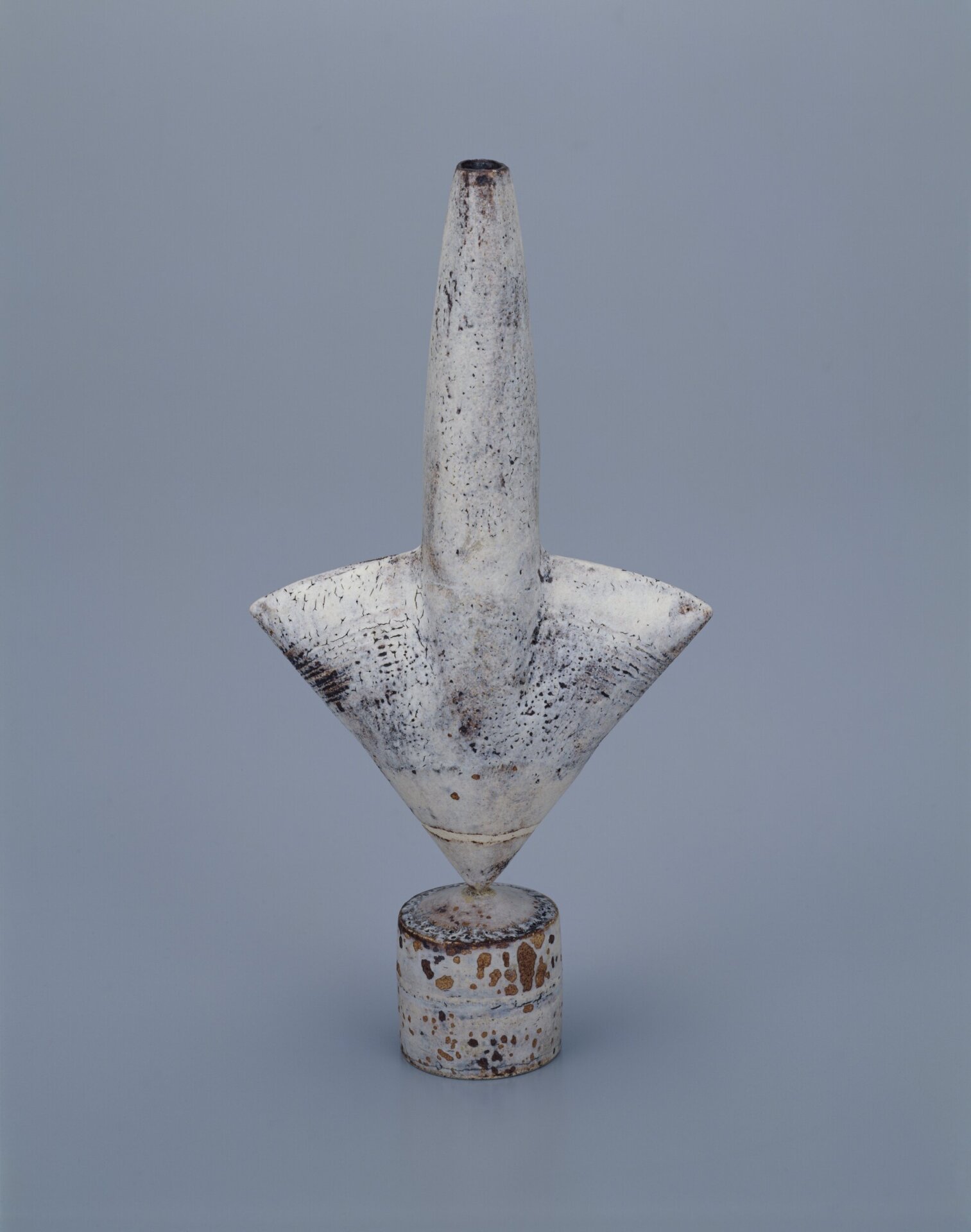 ハンス・コパー《キクラデス・フォーム》1972年　国立工芸館蔵　撮影：アローアートワークス