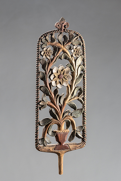 Lithuanian folk objects (tentative title) Images